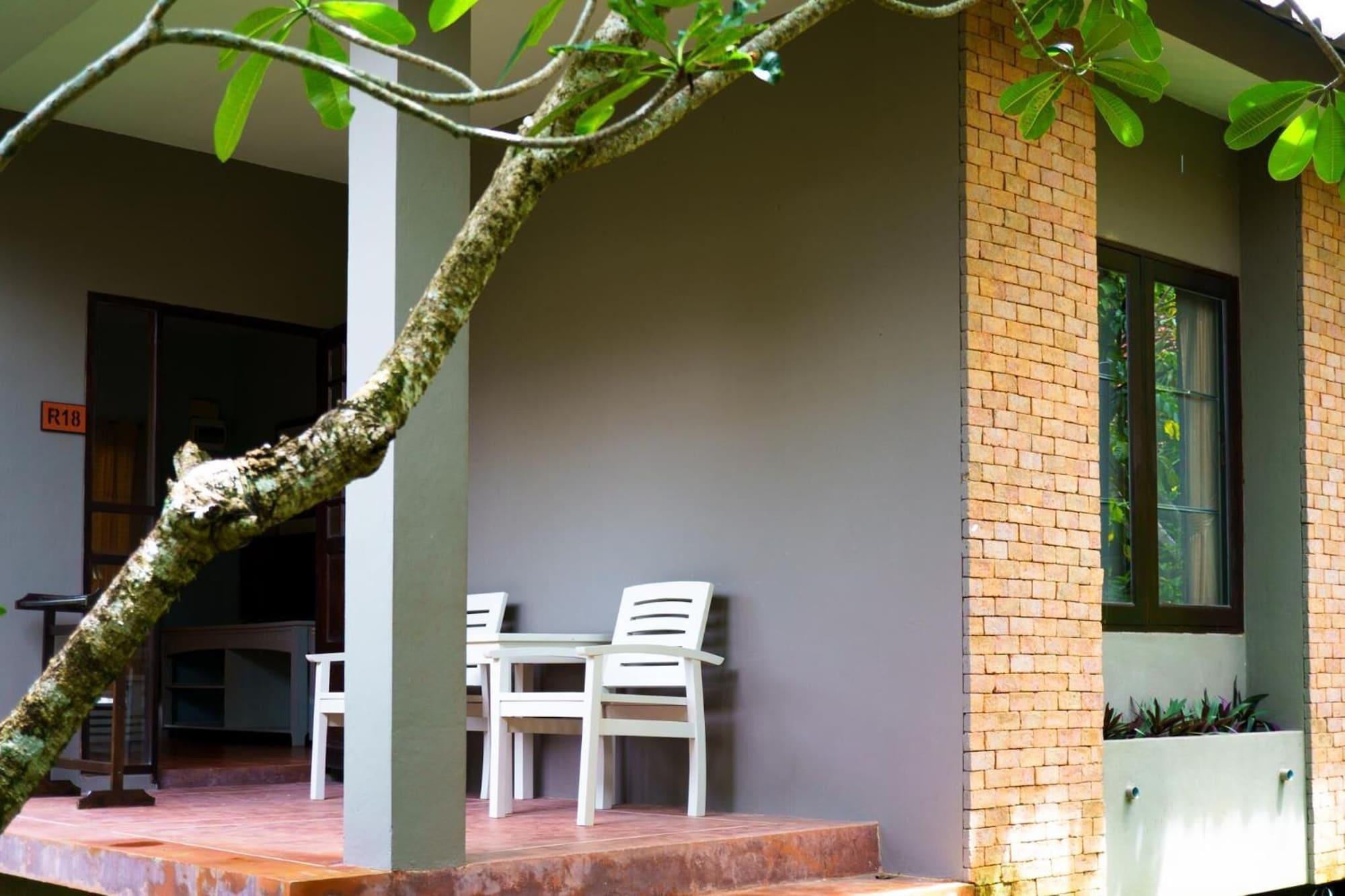 Flora Ville-Sha Plus Chalong Exterior photo